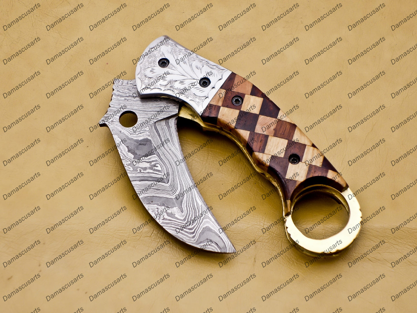 Damascus Folding Pocket knife Karambit Knife Hunting knife with Free Damascus Keychain Knife Handle Wood with Leather Sheeth