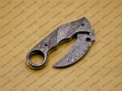 Personalizable Custom Hand Made Damascus Steel Folding Pocket Karambit Knife Beautiful Handle Damascus with Leather Cover