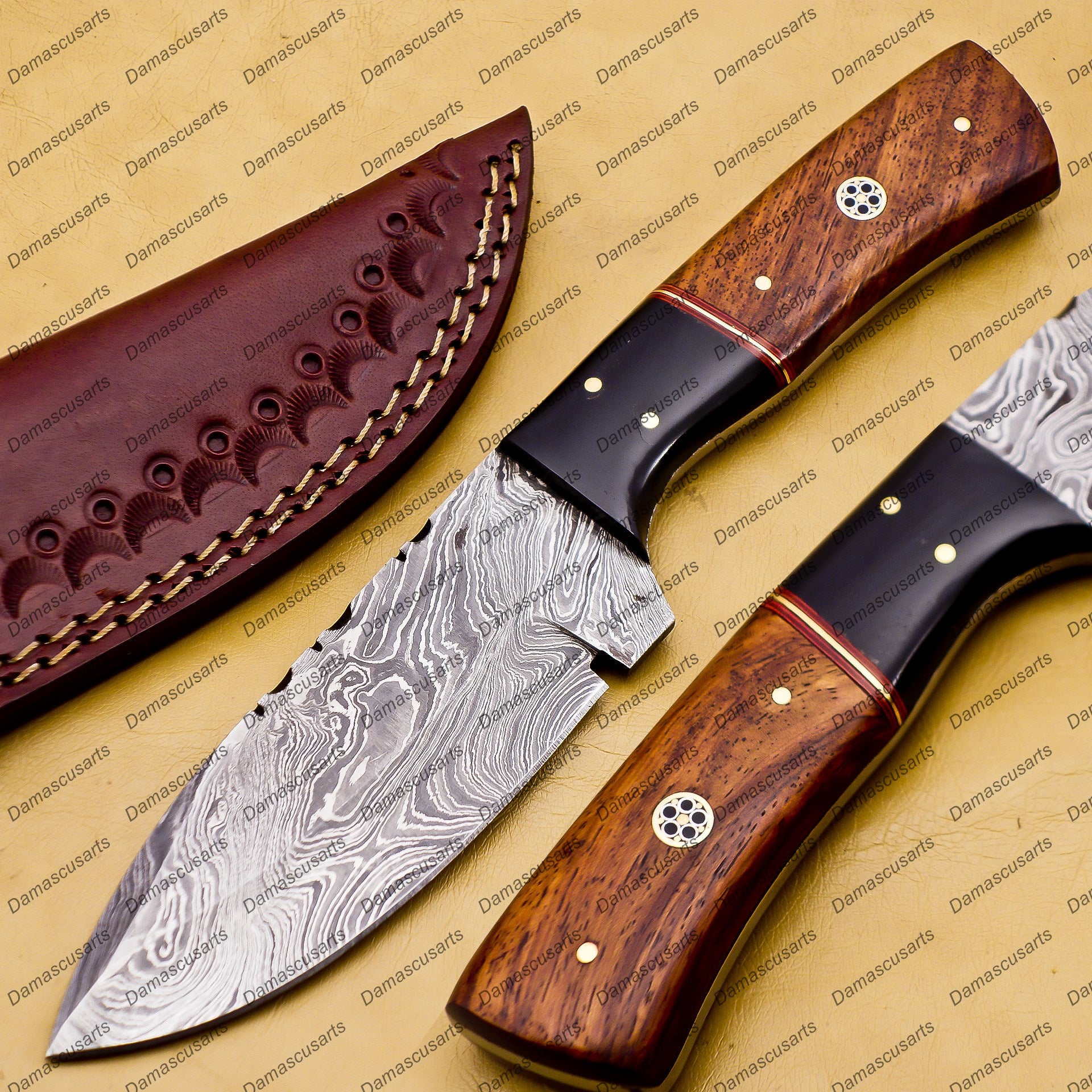 Personalized Custom Hand-Made Forged Hunter Knife Damascus Steel Bowie Knife Handle Tali Wood With Leather Sheath